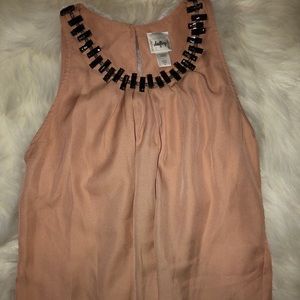 Sleeveless blouse